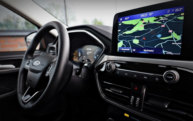 Ford Kuga cena 109900 przebieg: 10000, rok produkcji 2023 z Błonie małe 781